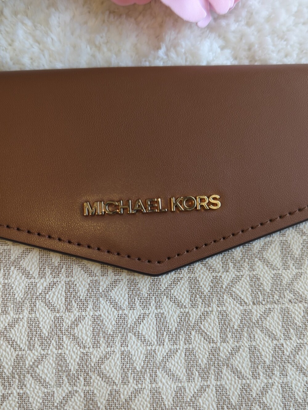 Michael Kors Leather Brown Cream And Beige Monogram Large Wristlet Clutch - Picture 2 of 7